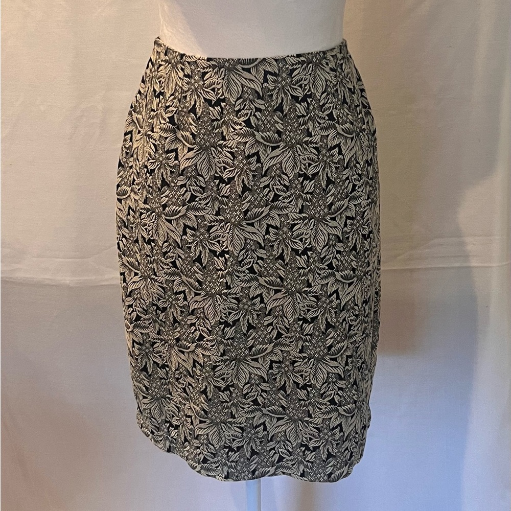 Vintage Printed Pencil Skirt Size Small Zipper Back Closure